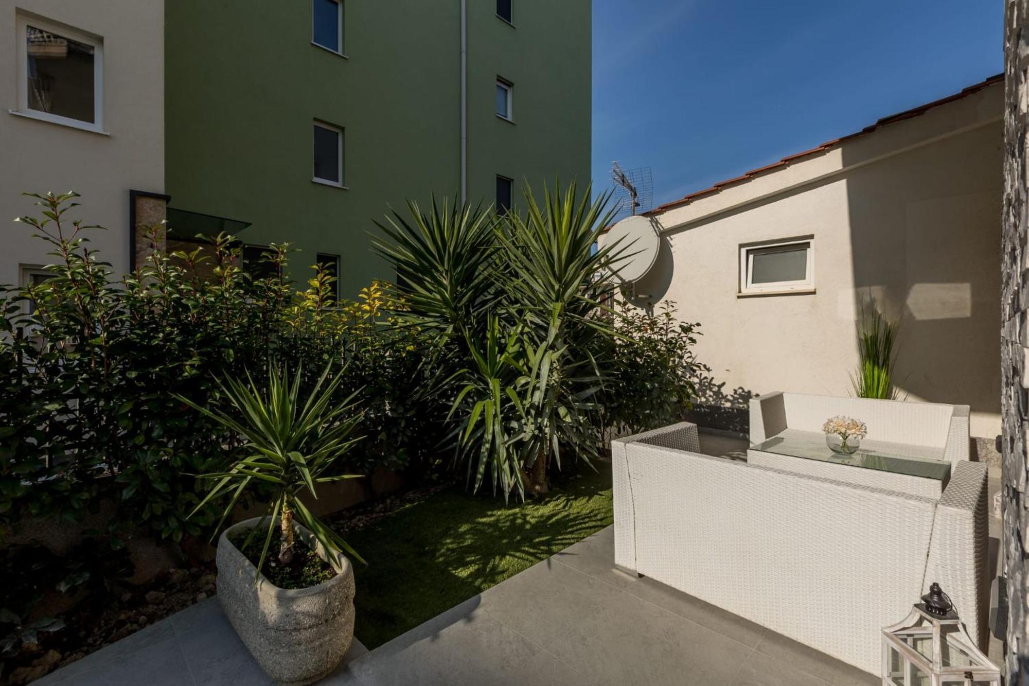 Holiday Apartments Stobrec 2 Σπλιτ Εξωτερικό φωτογραφία